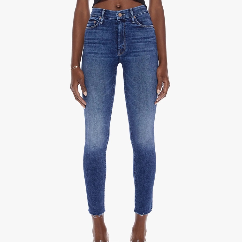 MOTHER High Waisted Looker Ankle Fray Jeans Size 23